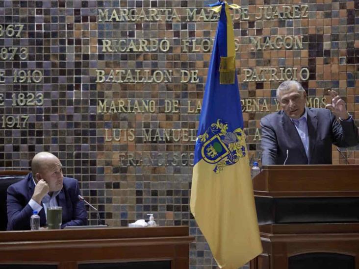 Defiende y elogia Adán ¡a Enrique Alfaro! Defiende y elogia Adán ¡a Enrique Alfaro!