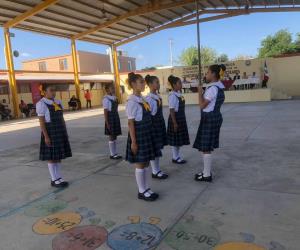 Regresa a las escuelas concurso de Escoltas
