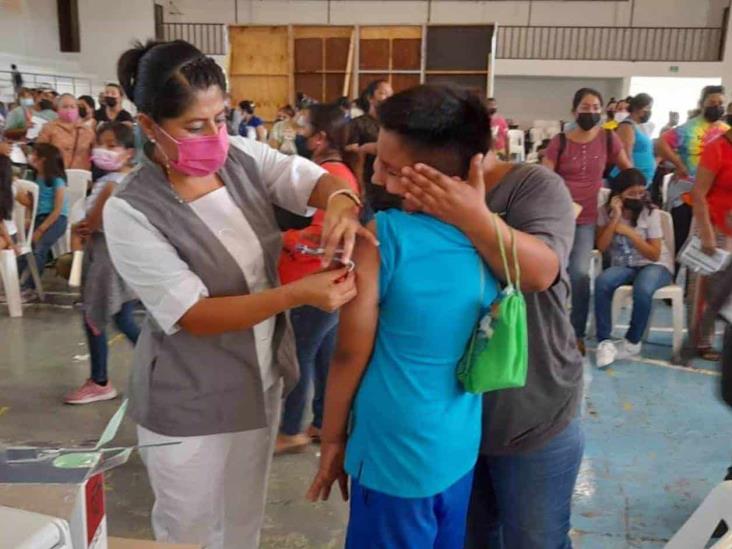 Anticipan fecha para vacuna COVID para adolescentes Anticipan fecha para vacuna COVID para adolescentes