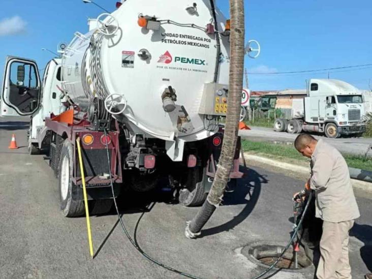 Comapa desazolva sistema de drenaje en Glz. Villarreal Comapa desazolva sistema de drenaje en Glz. Villarreal