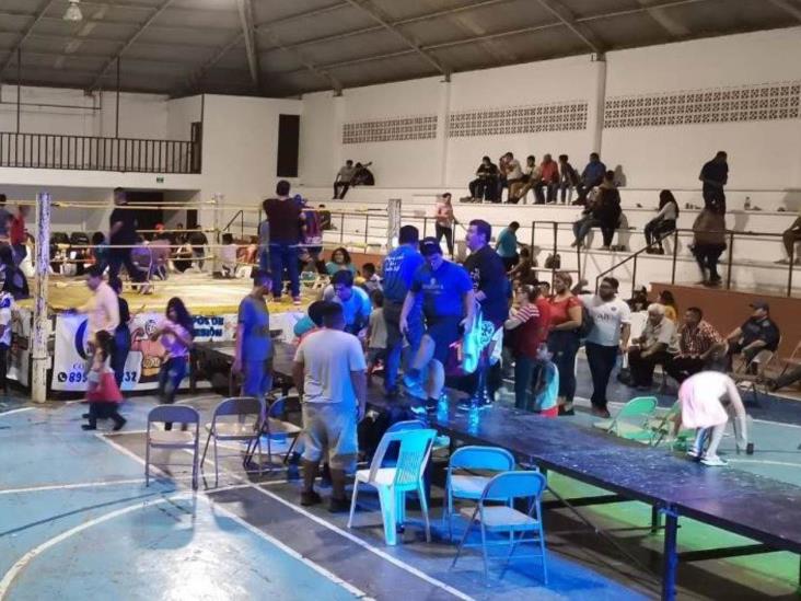Recolectan luchadores apoyos para los niños Recolectan luchadores apoyos para los niños