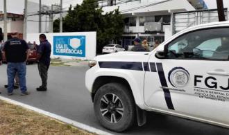 Por unas cachetadas "guajoloteras" Por unas cachetadas "guajoloteras"