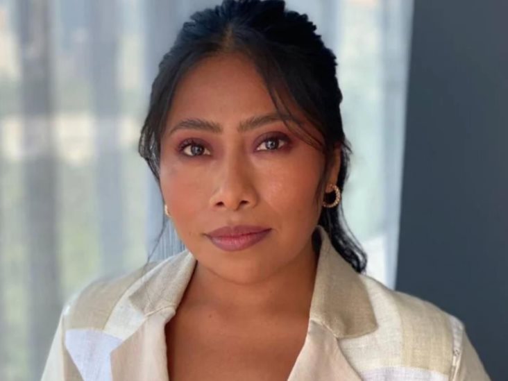 Yalitza Aparicio se diferencia de sus colegas con elegante conjunto Yalitza Aparicio se diferencia de sus colegas con elegante conjunto