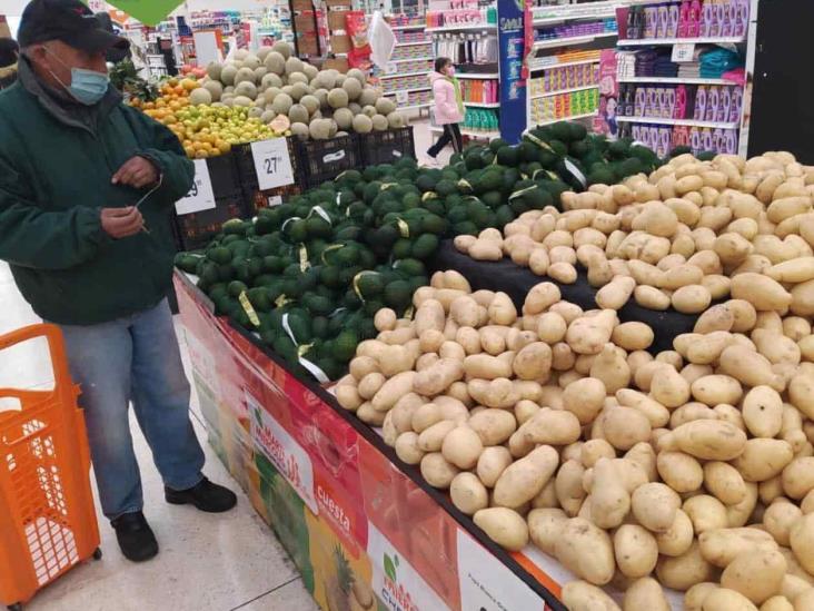 Siguen altos precios del huevo y los chile Siguen altos precios del huevo y los chile