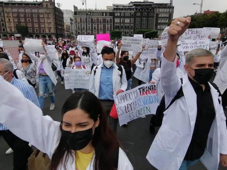 Quitará IMSS a pasantes de atención de primer nivel Quitará IMSS a pasantes de atención de primer nivel